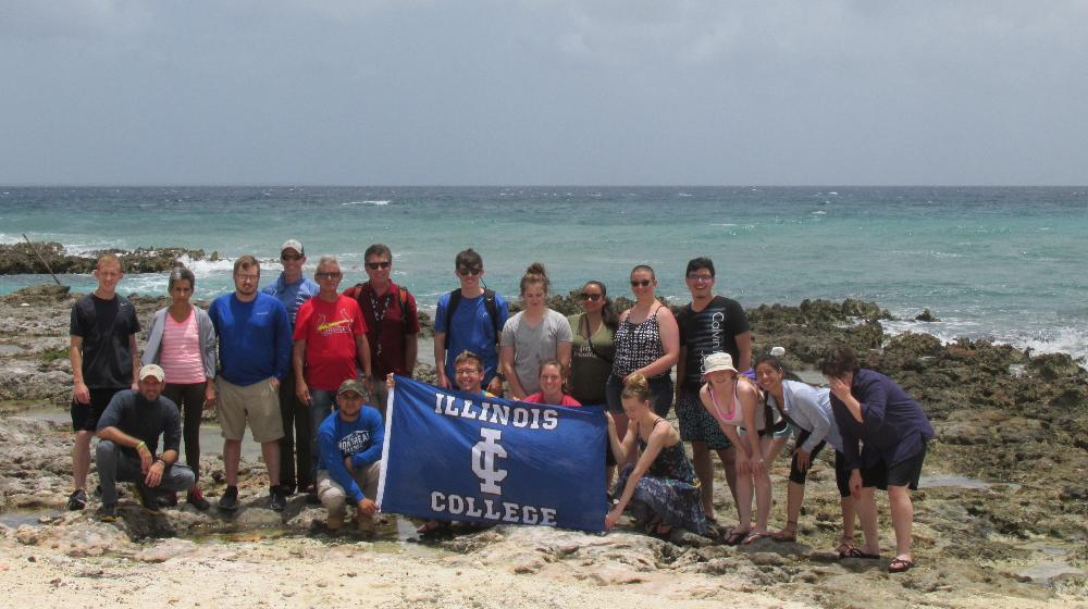students in cuba with IC banne